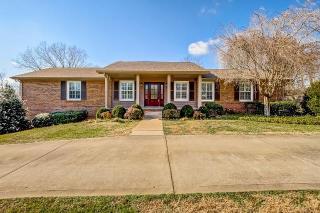 560 Hay Market Rd, Clarksville, TN 37043-5719