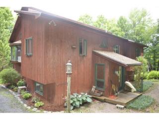 122 North Rd, Stowe, VT 05672-4371