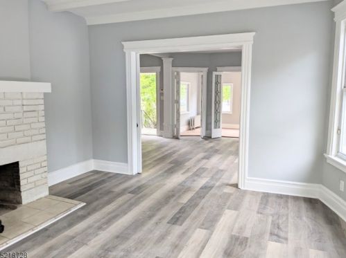 33 Wilcox Ave, East Orange NJ  07018-3320 exterior