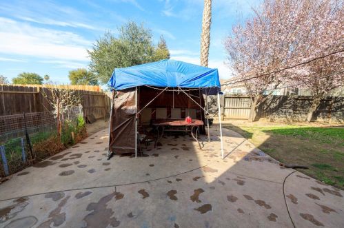 1241 Fawn Lily Dr, Grayson CA  95363-9089 exterior