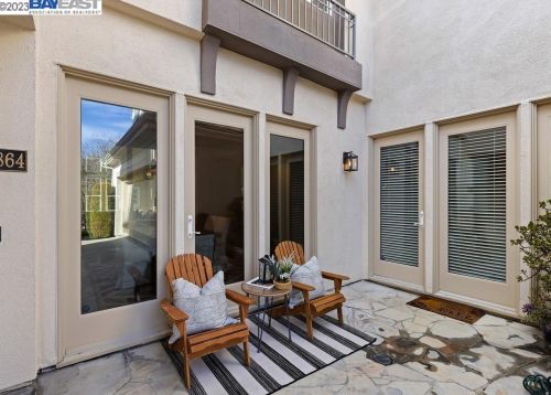 10864 Inspiration Cir, Pleasanton CA  94568-5562 exterior