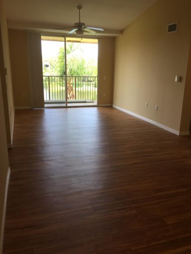 520 Villa Cir, Boynton Beach FL  33435-8912 exterior