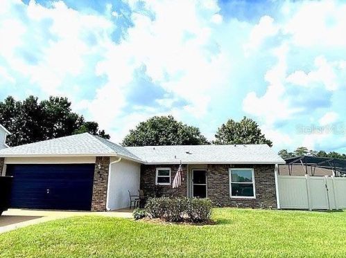 625 Oak Manor Cir, Orlando, FL 32825-6454