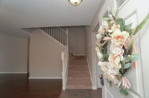 1380 Chinaberry Dr, Lewisville TX  75077-2134 exterior