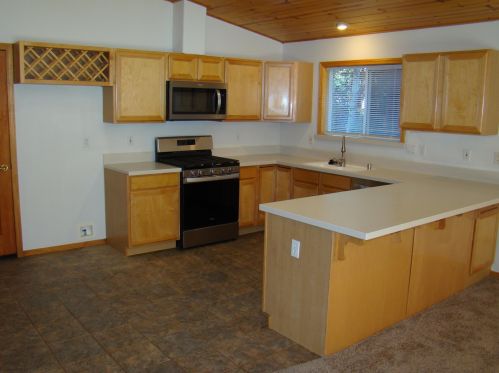 12022 Pine Forest Rd, Truckee, CA 96161-2751