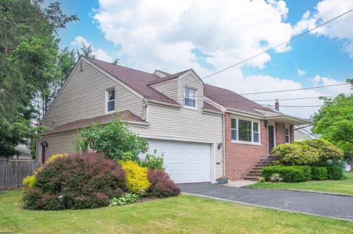 36 Winding Ln, Bloomfield, NJ 07003-4320