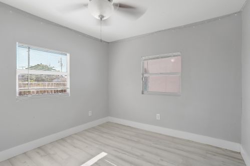 38 8th Ave, Delray Beach FL  33444-2663 exterior