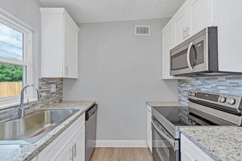 561 Kentia Rd, Casselberry FL  32707-4918 exterior