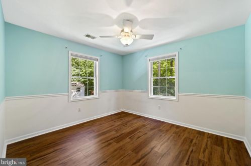 8819 Clinton Dr, Nokesville VA  20181-3205 exterior