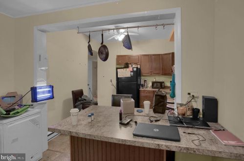 2001 Derry St, Harrisburg PA 17111-1643 exterior