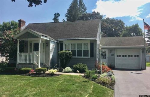 16 Witbeck Dr, Schenectady, NY 12302-5125