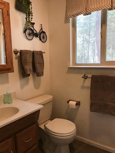 5562 Fairview Ct, Michigan Bluff CA  95631-9750 exterior