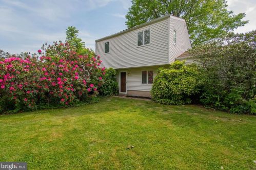 159 Windsor Ave, Southampton PA  18966-3333 exterior