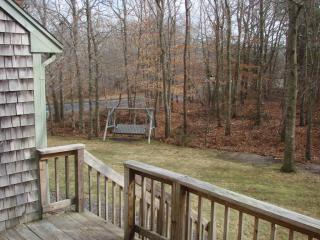 12 Forest Rd, Sandwich MA  02644-1668 exterior