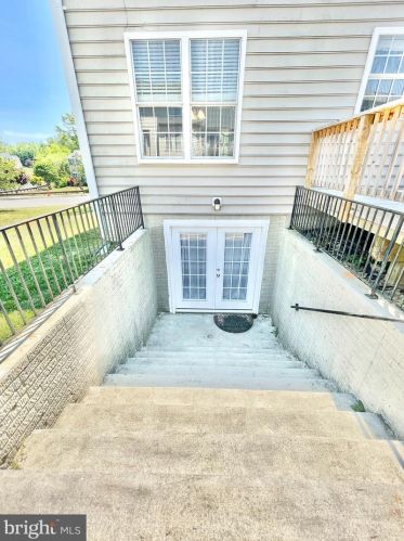 5903 Sunlight Mountain Rd, Spotsylvania VA  22553-4477 exterior
