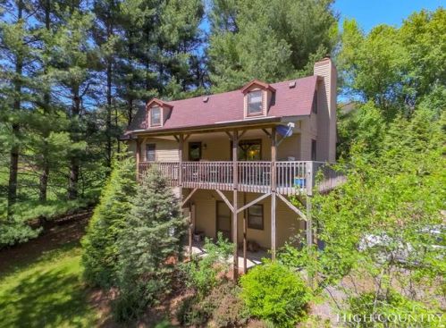 176 Raven Rock Dr, Boone, NC 28607-5171