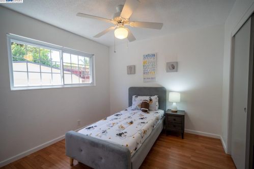 1554 Claycord Ave, Concord CA  94521-2214 exterior