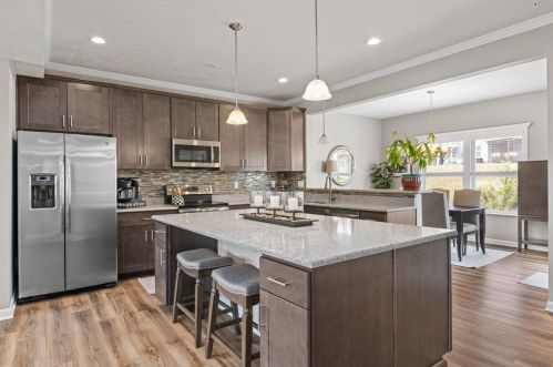 217 Lockheed Dr, Moon Twp, PA 15108-2406