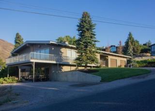 925 Westchester Dr, Wenatchee, WA 98801-1244