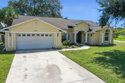 2291 Pigeon Ter, Fort Pierce, FL 34953-1679