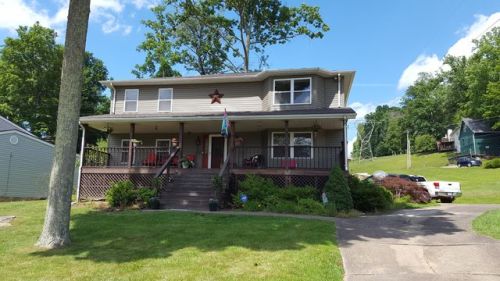 14 Tiger Trl, White Hall, WV 26554-7944