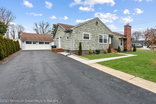 2900 Garfield St, Belmar NJ  07719-4208 exterior