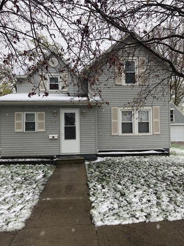 108 1st St, Gilmore City, IA 50541-8101