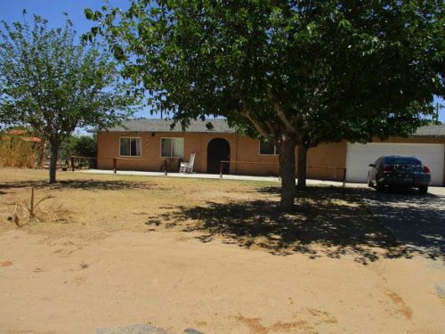 14790 Manzano Rd, Victorville, CA 92392-9207