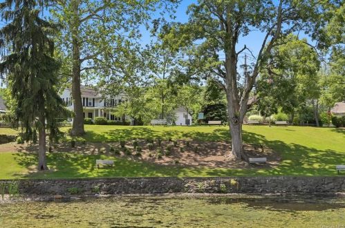 29 Fourth St, Hillburn NY  10931-1196 exterior