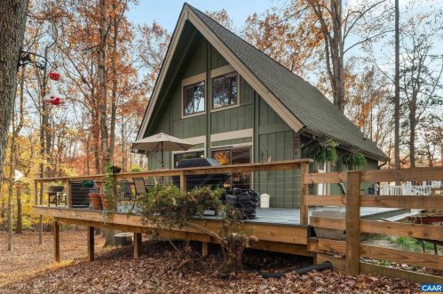 208 Jefferson Dr, Bybee VA  22963-2322 exterior
