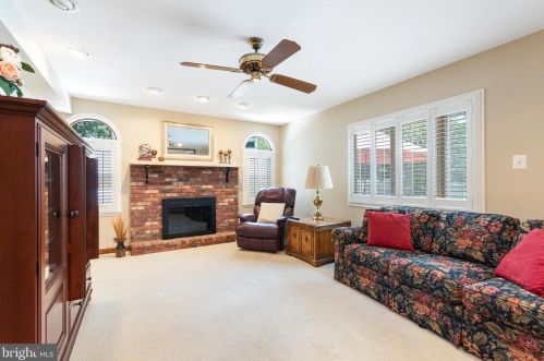 27 Brandywine Dr, Berlin Boro NJ  08009-2225 exterior