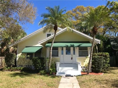 2714 56th St, Saint Petersburg, FL 33707-5233