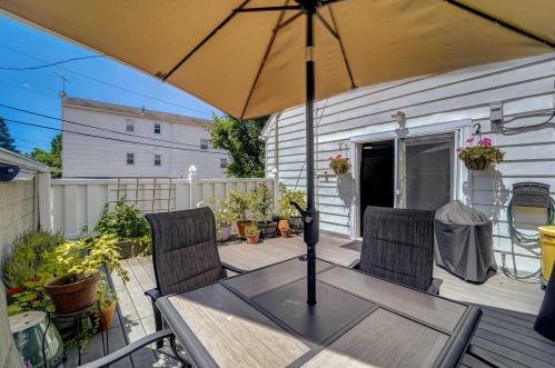 656 Avenue A, Bayonne NJ  07002-1801 exterior