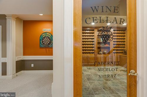 15089 Troon Ct, Haymarket VA  20169-3130 exterior