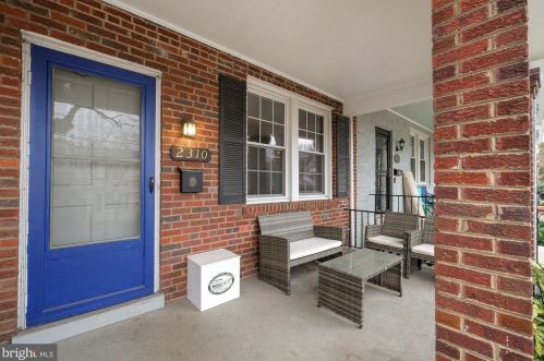 2310 39th St, Washington, DC 20007-1722