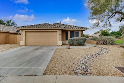 17208 52nd Dr, Glendale, AZ 85308-3924