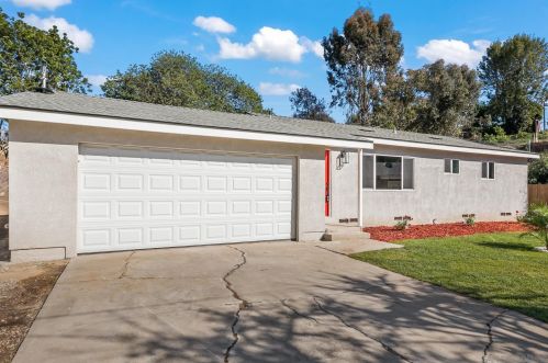 1285 Koe St, San Diego CA  92114-3433 exterior