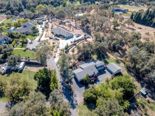 3844 Bluebird Ln, Loomis, CA 95650-8536