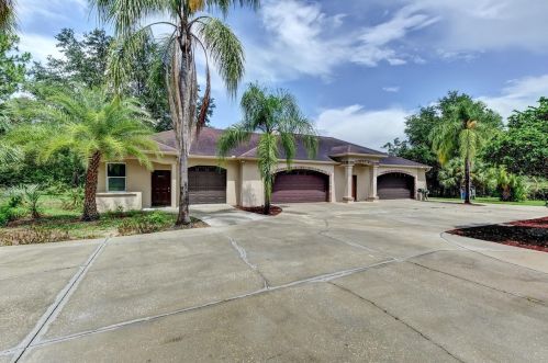 3525 Robert Goddard Ave, Deltona, FL 32738-7164