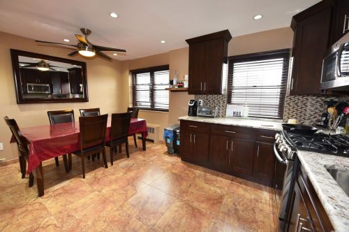 82-12 155th Ave, Jamaica, NY