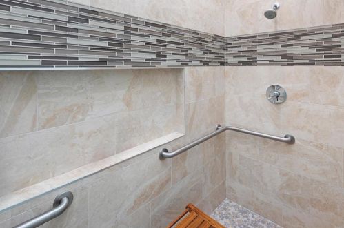 28782 Vista Valley Dr, Vista CA  92084-2223 exterior