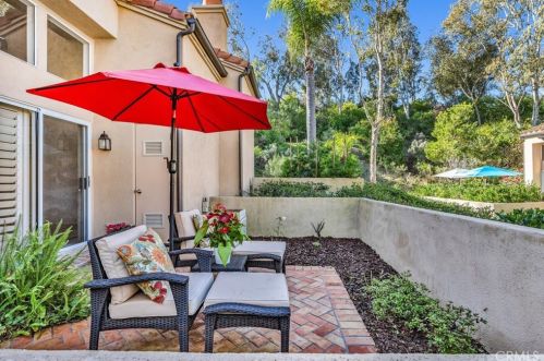 93 Corsica Dr, Newport Beach, CA 92660-3240