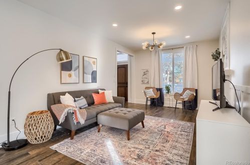 1691 Emerson St, Denver CO 80210-5025 exterior