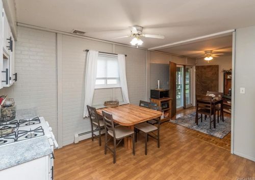 40 Scott Dr, Middletown NY  10941-1133 exterior