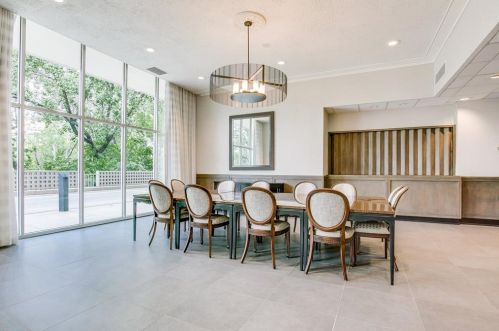 3310 Fairmount St, Dallas TX  75201-1203 exterior