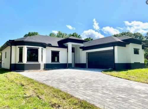 3487 64th Ave, Naples, FL 34120-2611