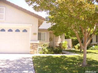 7925 Symington Way, Sacramento, CA 95829-1470