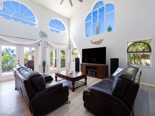 5298 Umbrella Pool Rd, Sanibel FL  33957-2407 exterior