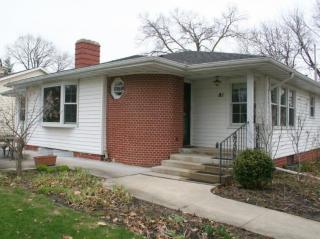81 Fuller Dr, Madison, WI 53704-5962