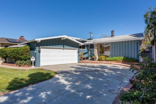 4338 Blackthorne Ave, Long Beach, CA 90808-1334